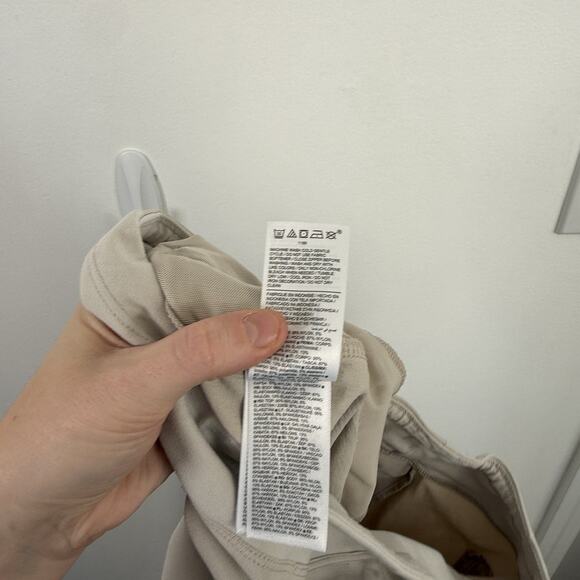 Athleta Trekkie Relaxed Mid Rise Jogger Pants Beige Travel Hiking Womens 14 Tall - Picture 8 of 9